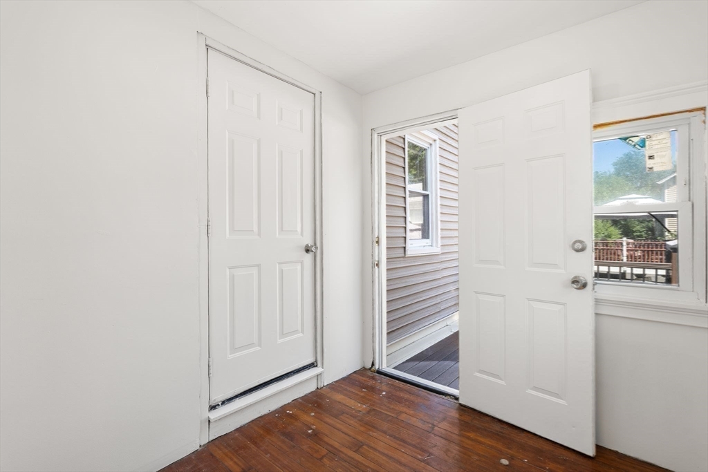 12 Hopewell Rd