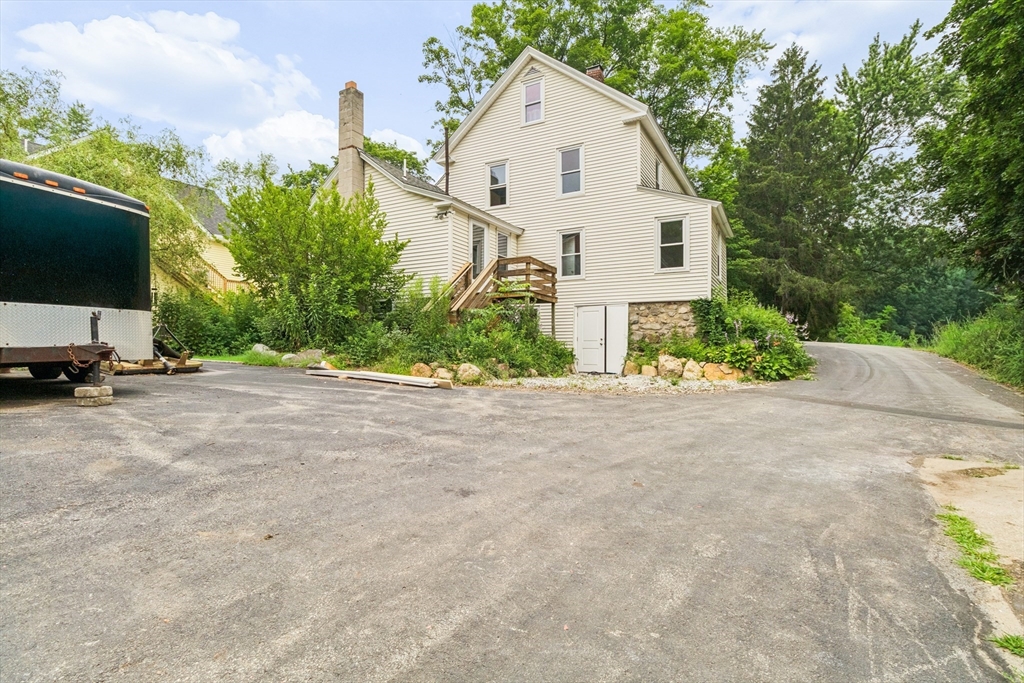 62 Glendale St