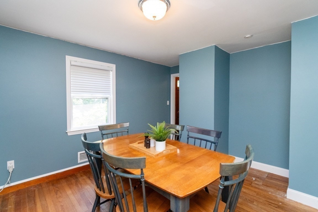 46 Conlyn Avenue