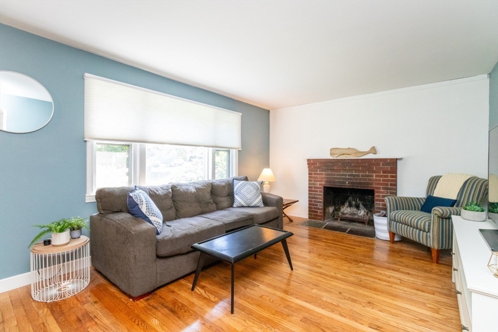 46 Conlyn Avenue
