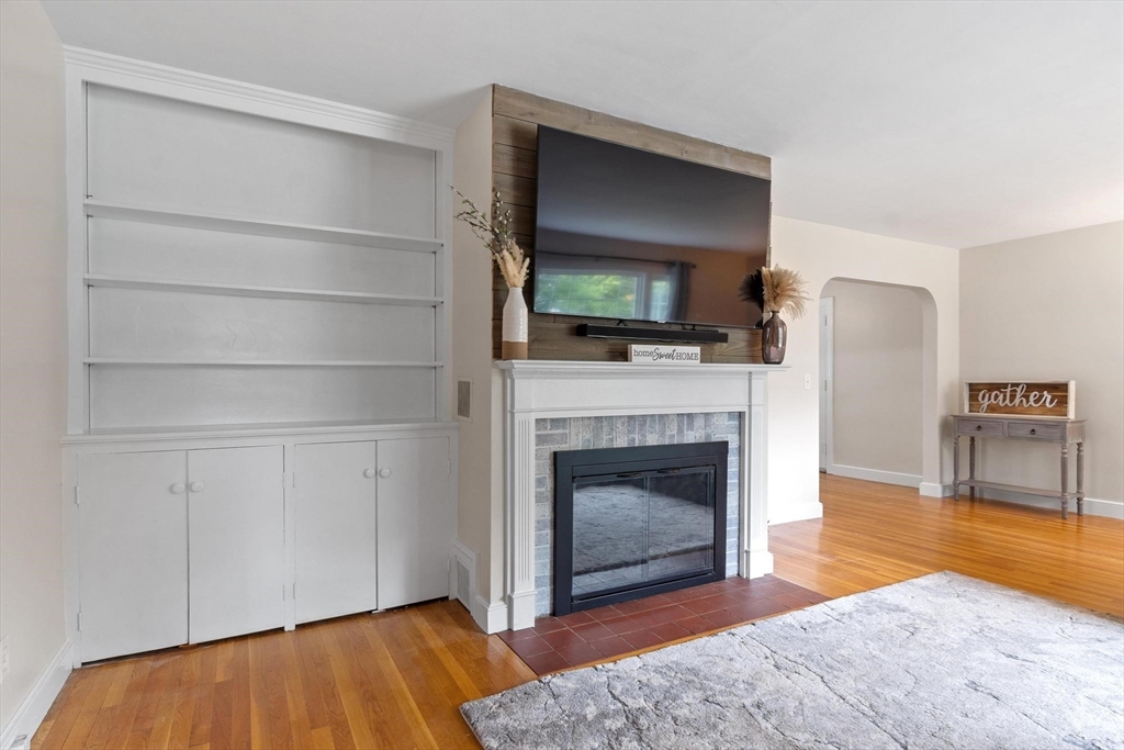61 Goldsmith St