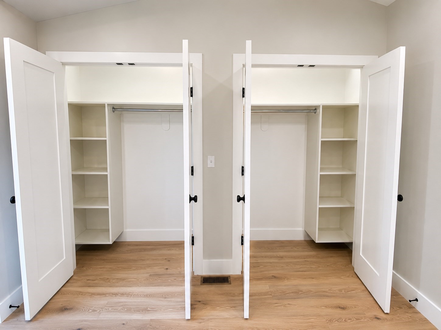 300 Somerville Avenue Unit: H