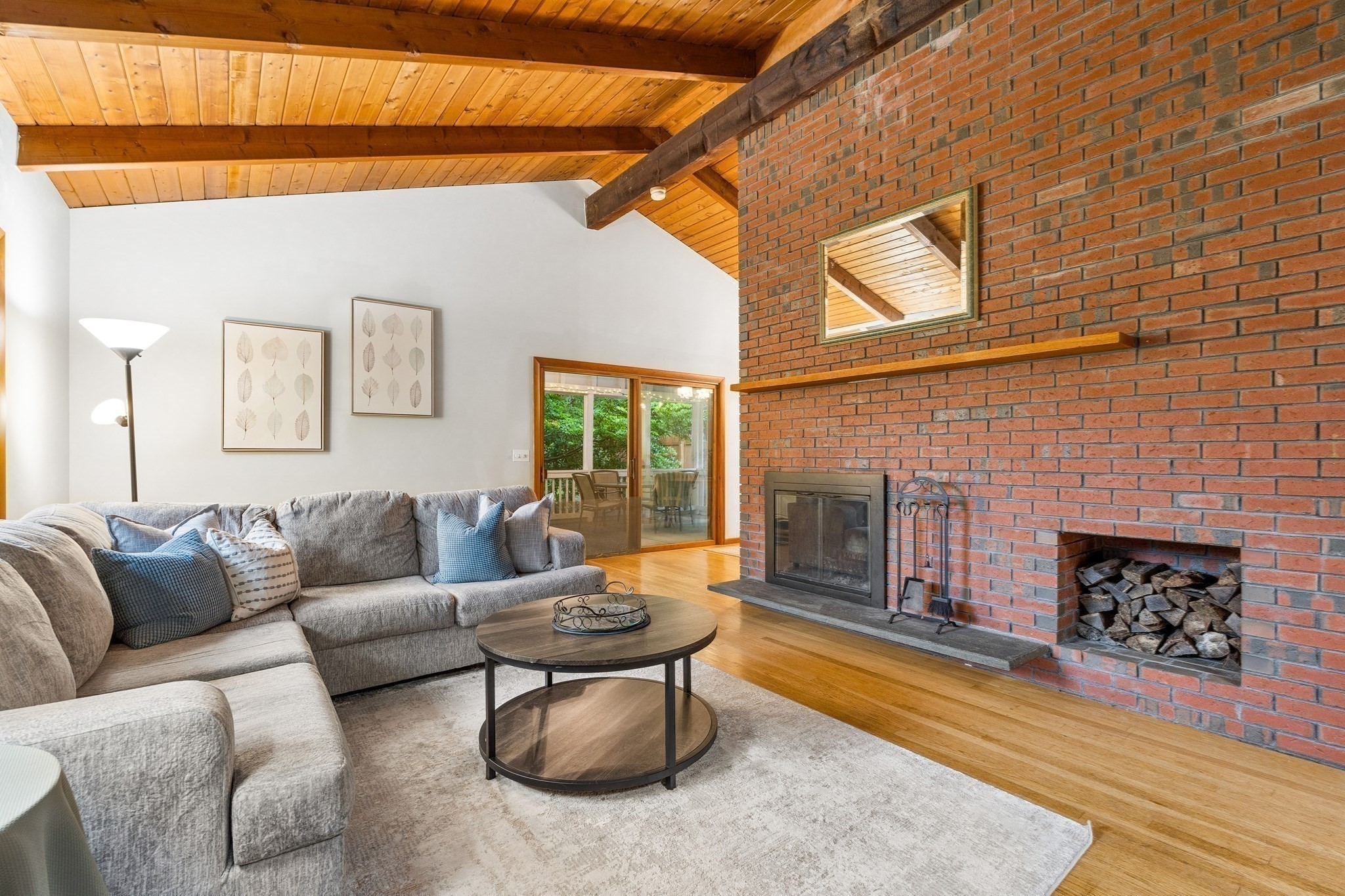 10 Lowell Dr