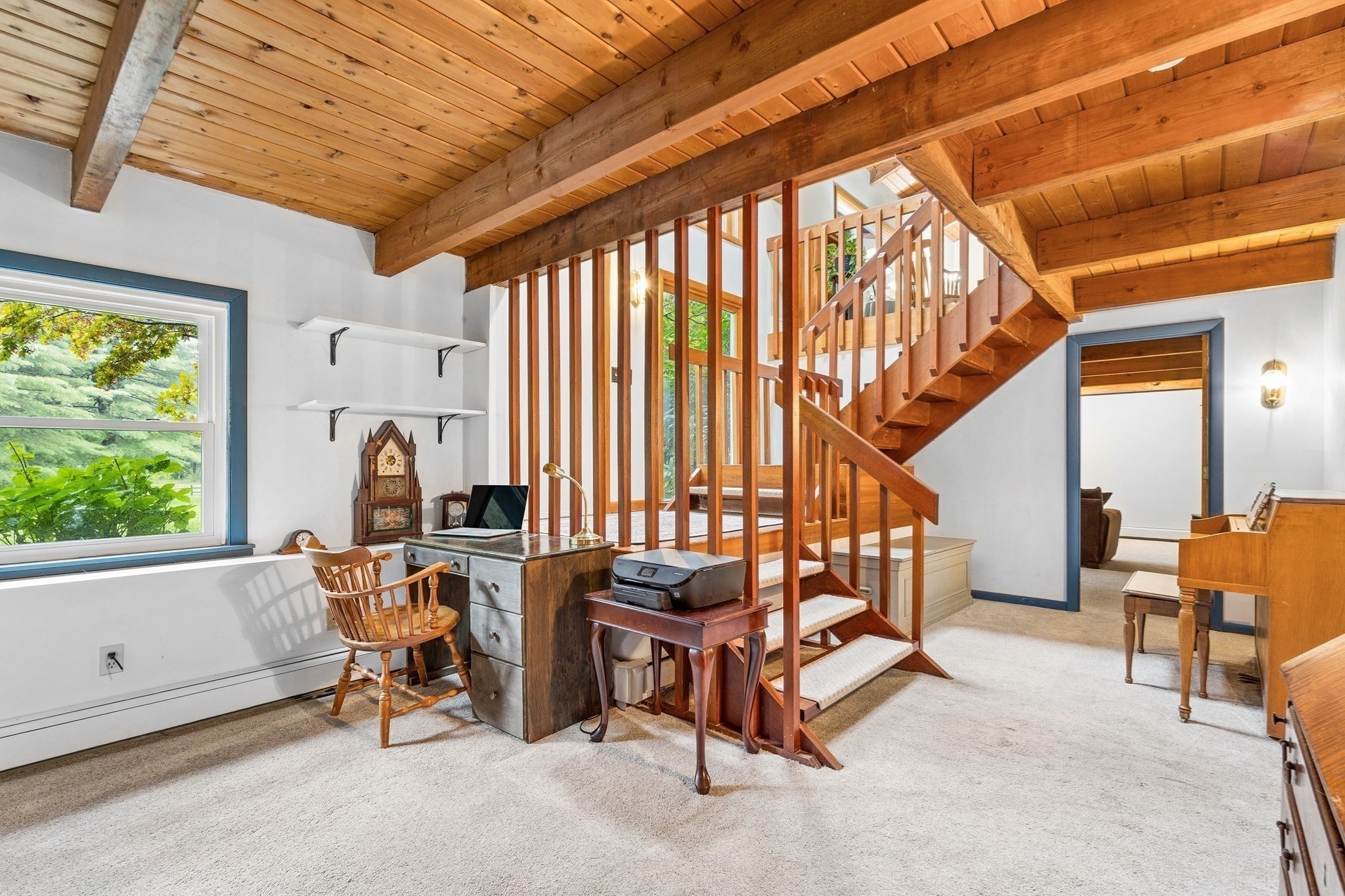 10 Lowell Dr