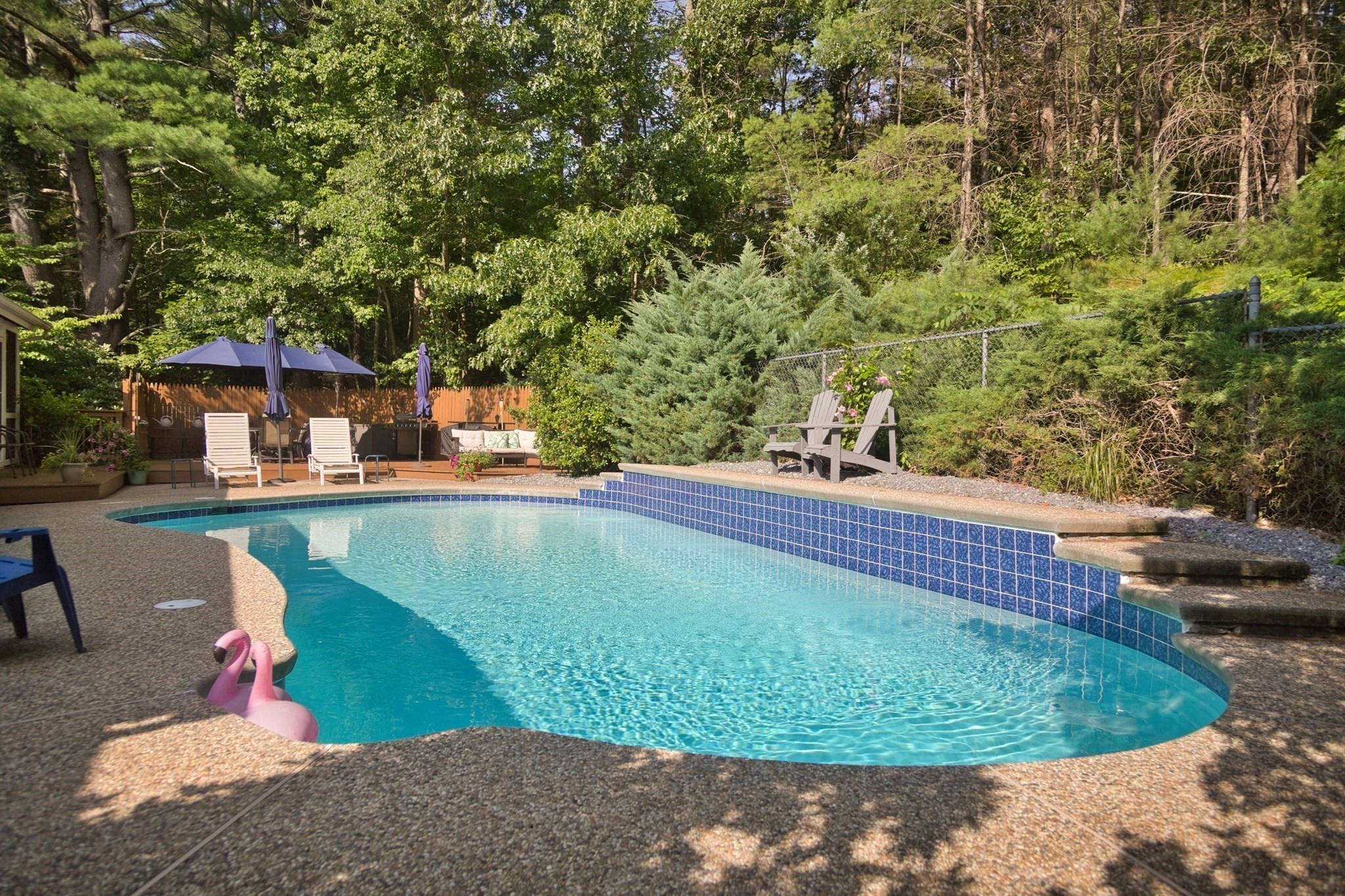 10 Lowell Dr