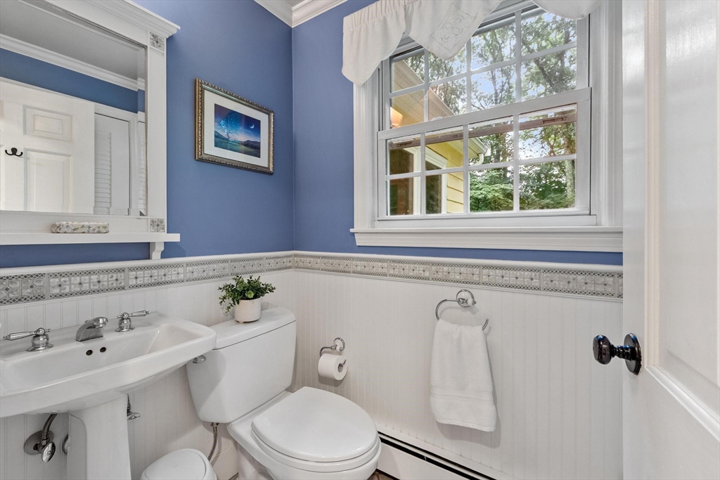 5 Myrtle Dr