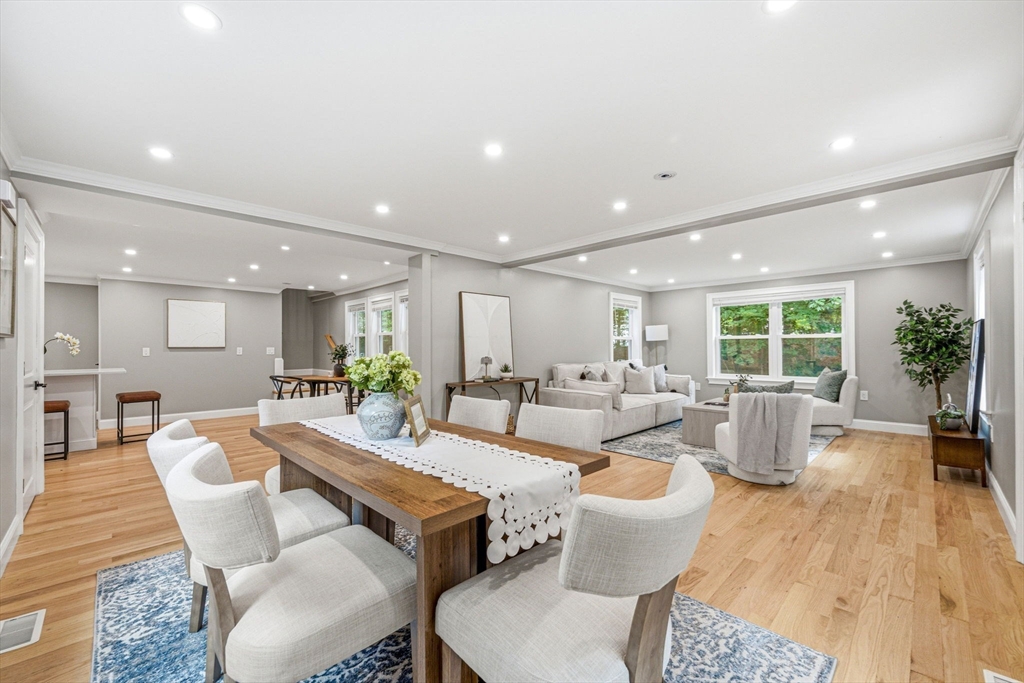 63 Russell Rd