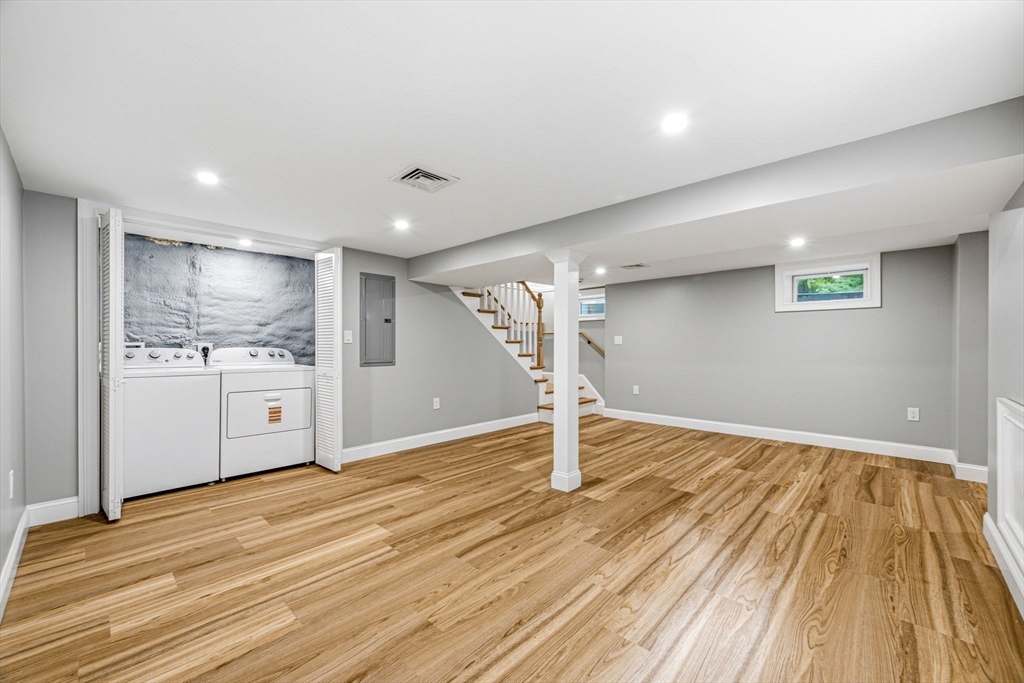 63 Russell Rd