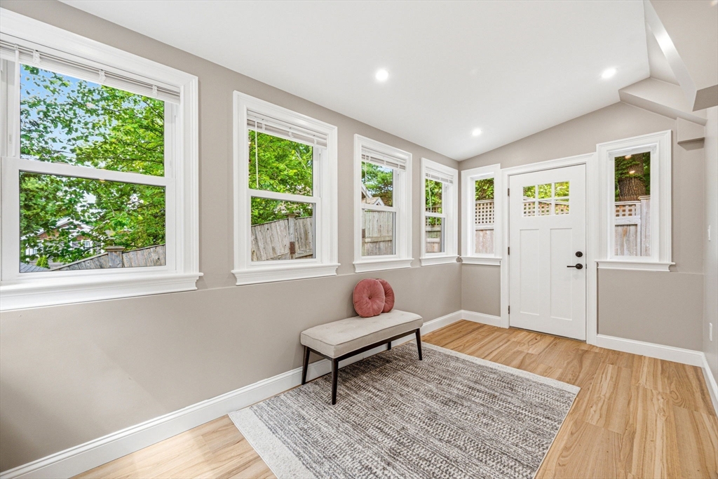 63 Russell Rd