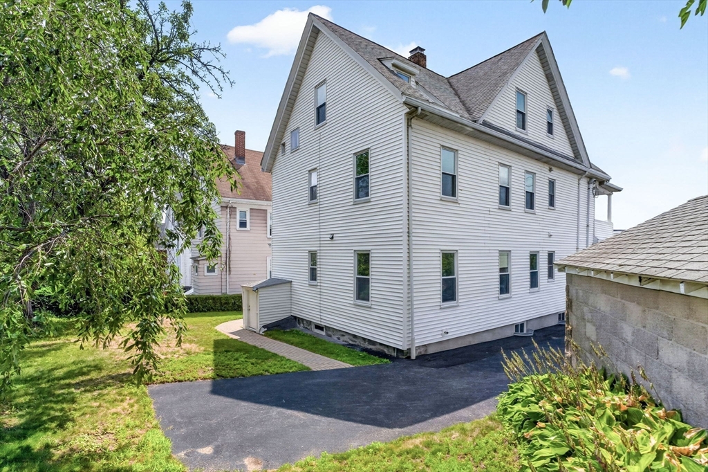 22 Cypress St
