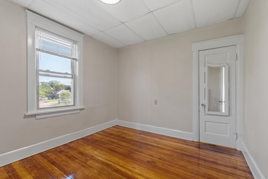 9 Reynolds Street # 2