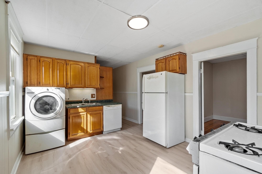 9 Reynolds Street # 2