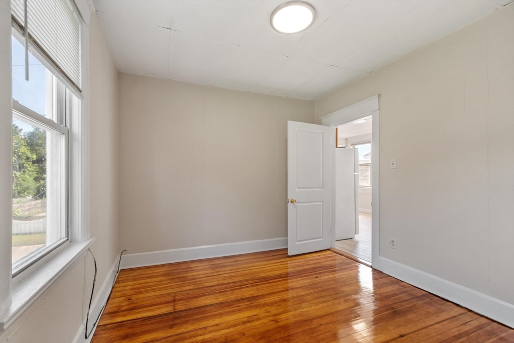 9 Reynolds Street # 2