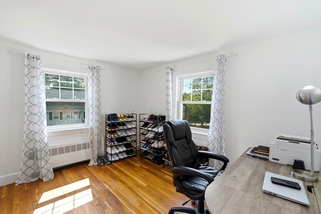 18 Tyler St