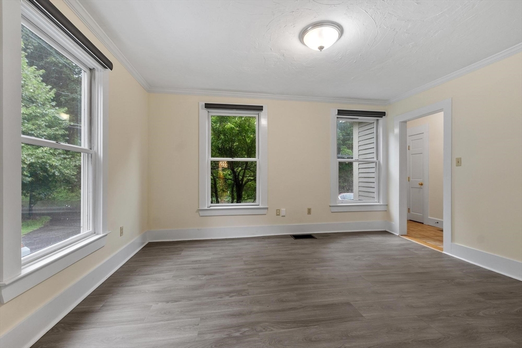 11 Chadwick Street # 11