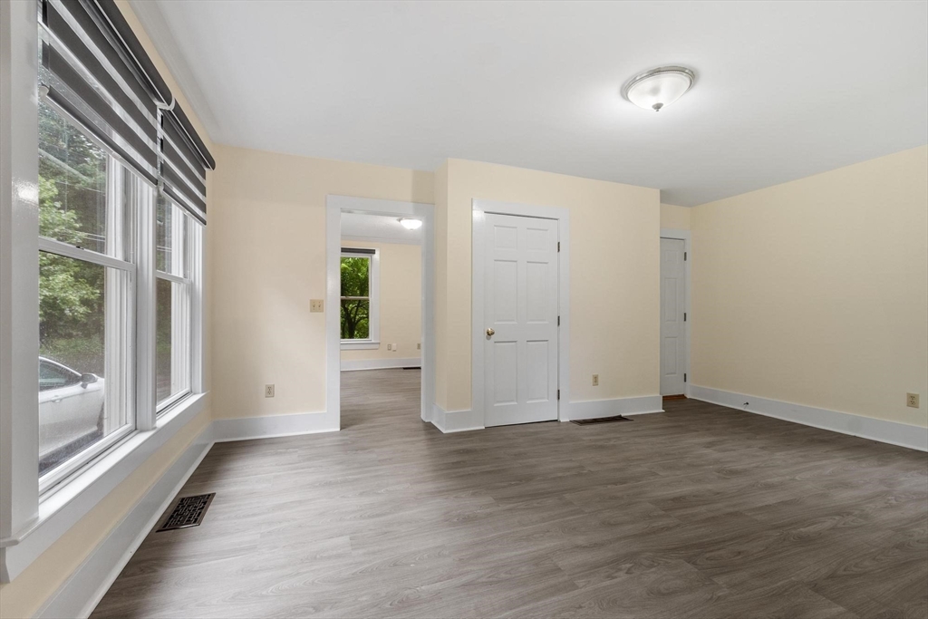 11 Chadwick Street # 11