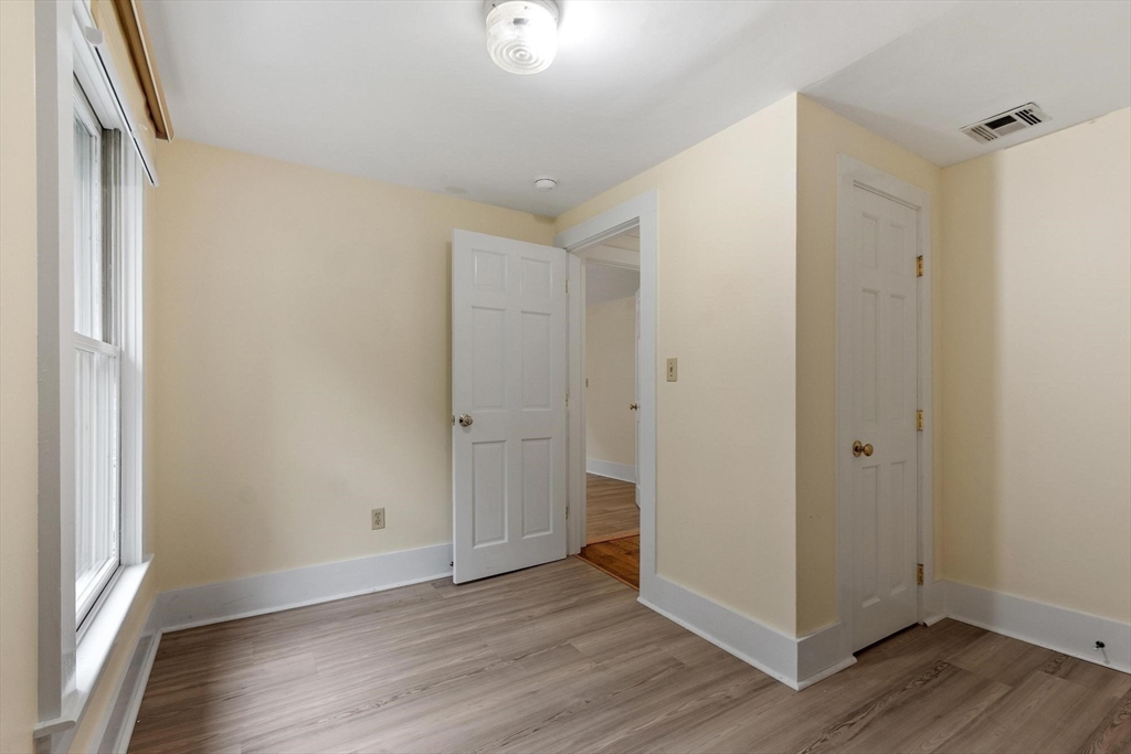 11 Chadwick Street # 11