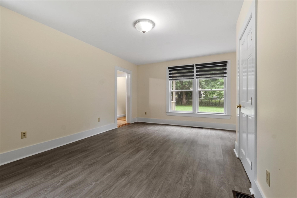 11 Chadwick Street # 11