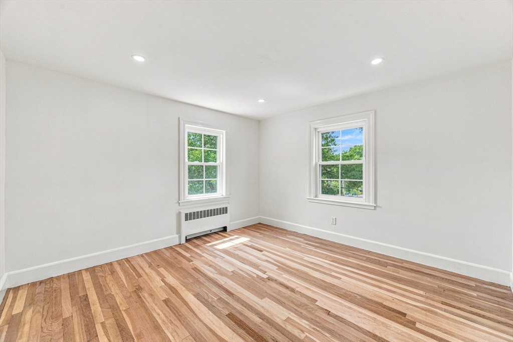 49 Parkside Circle