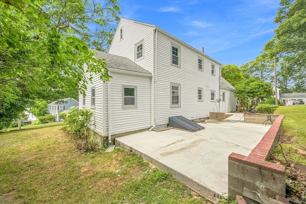 49 Parkside Circle