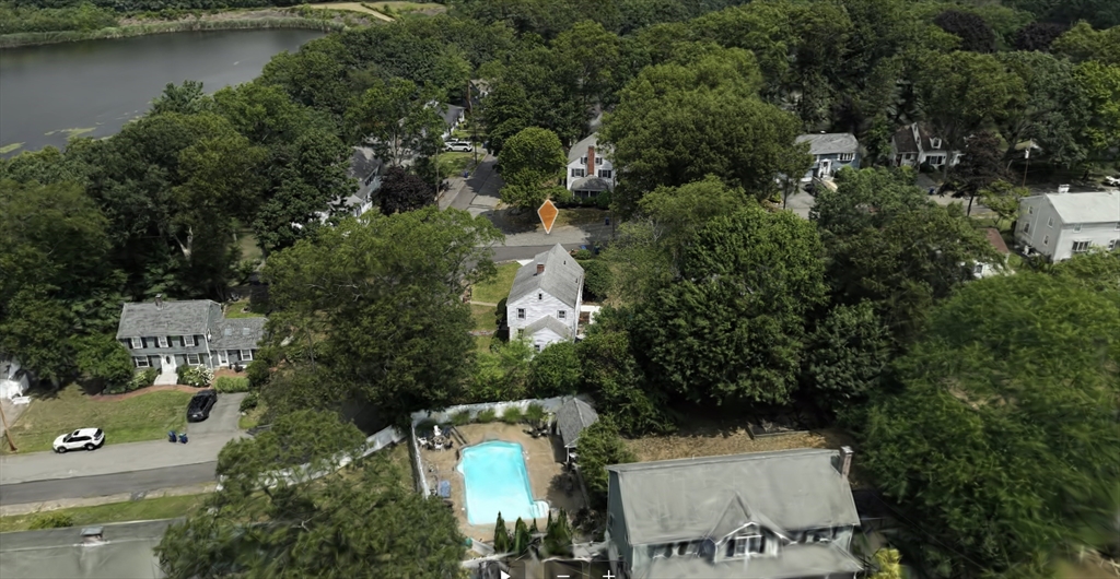 49 Parkside Circle