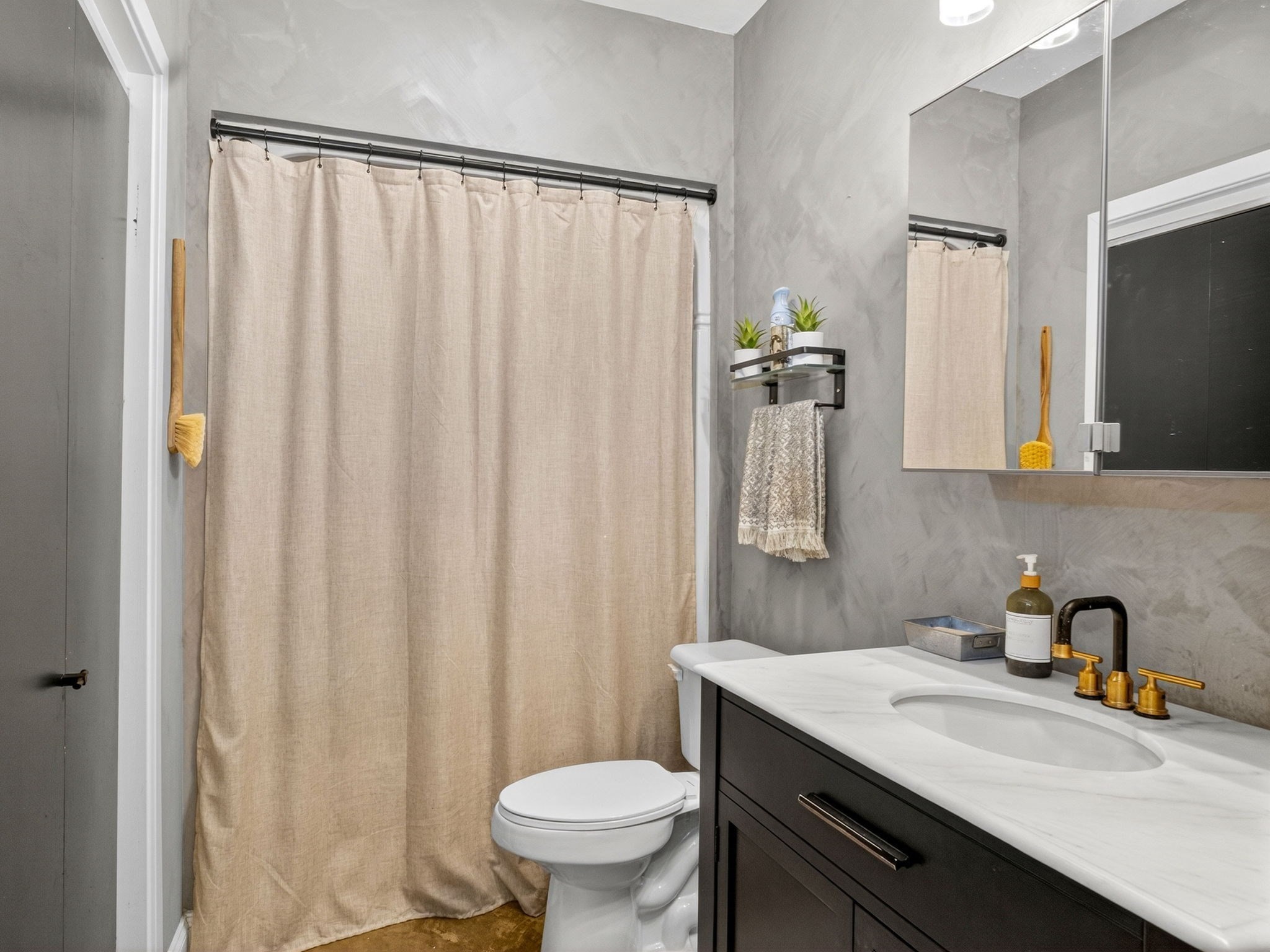 7 Crombie St # 4