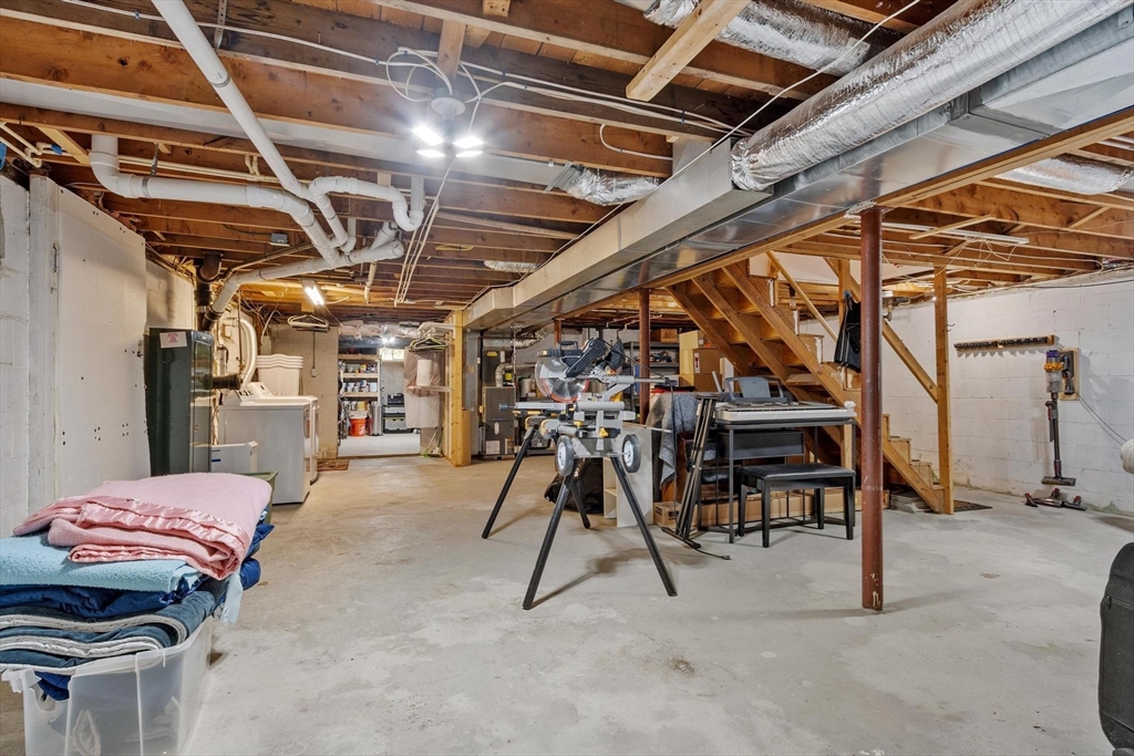 6 Whitcomb Ave