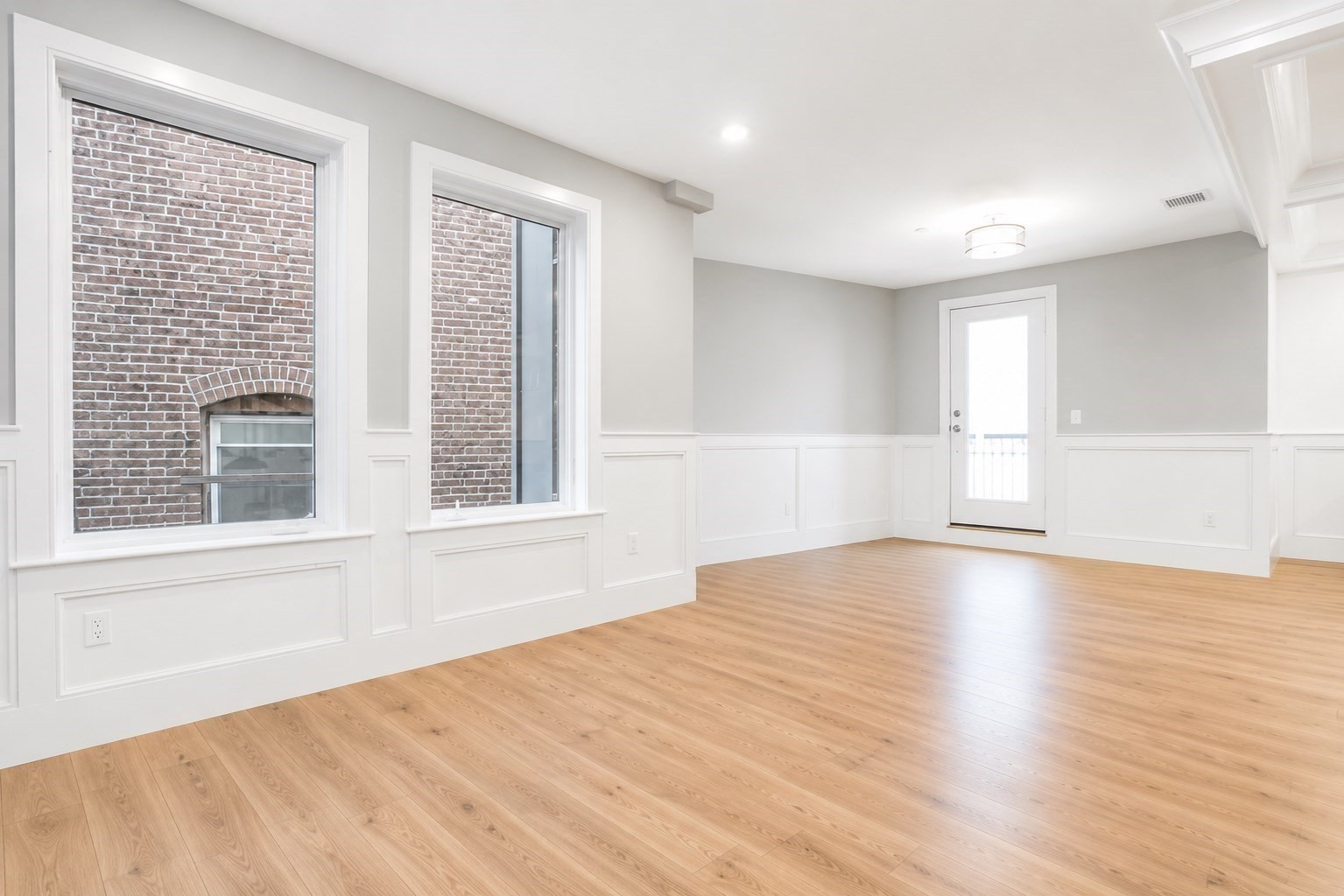 261-263 Washington Street # 3
