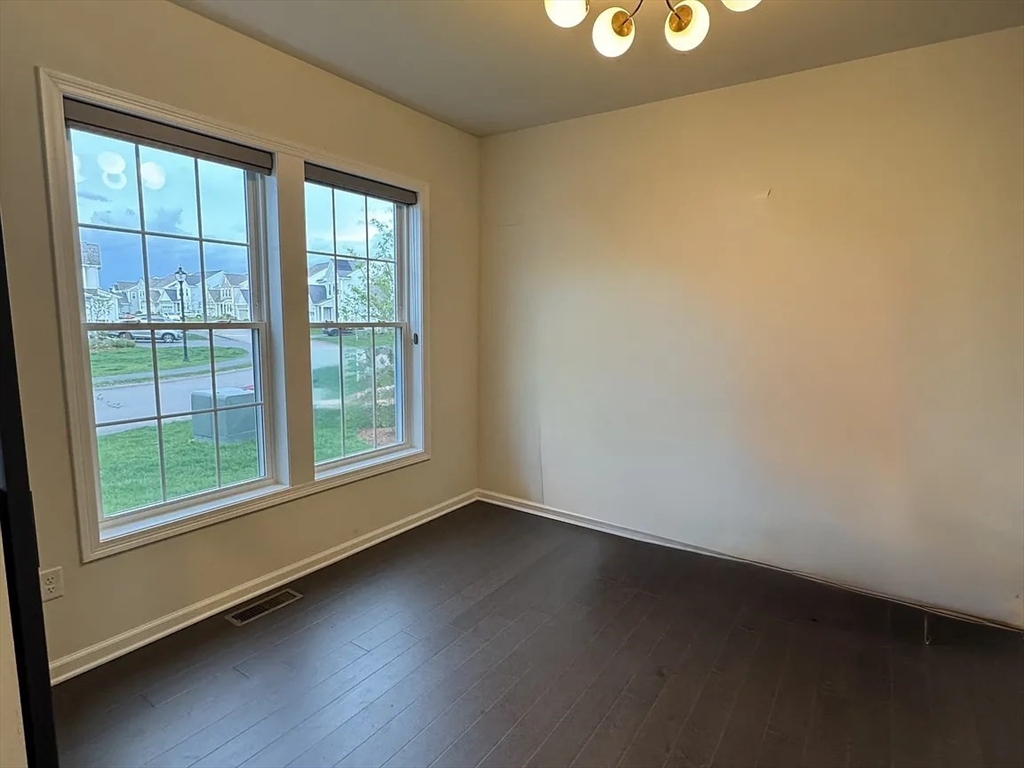 33 Poplar Lane # 33