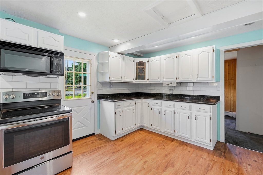 70 Muller Rd