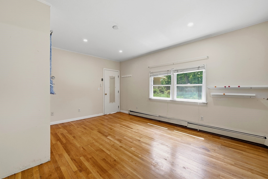 70 Muller Rd