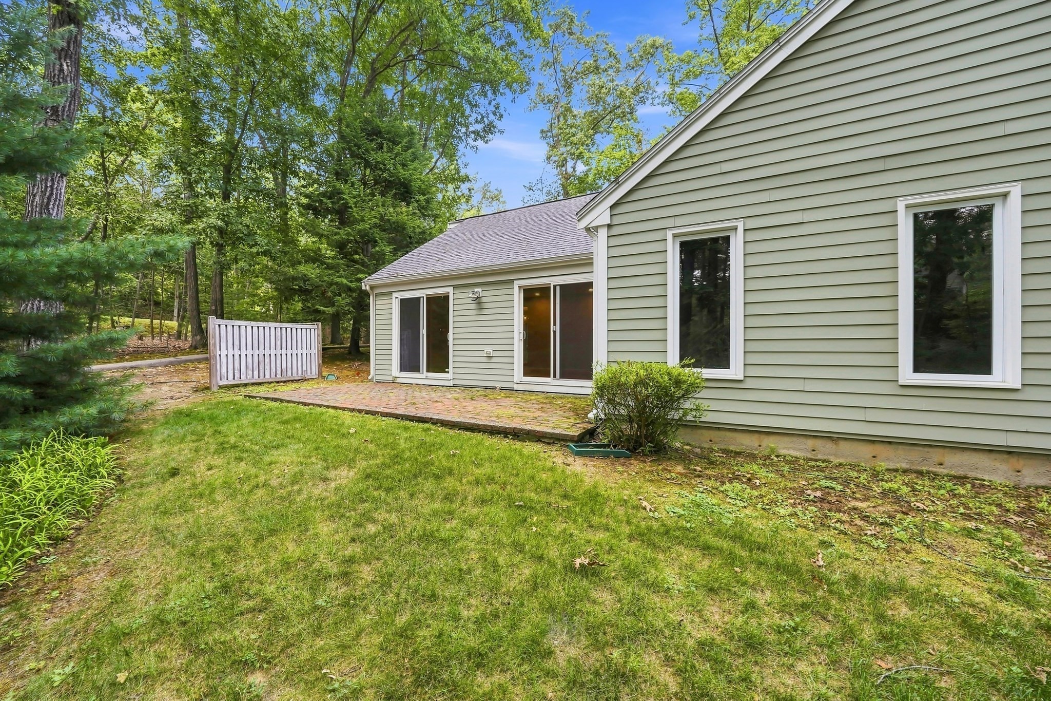 15 Fifer Ln # 15