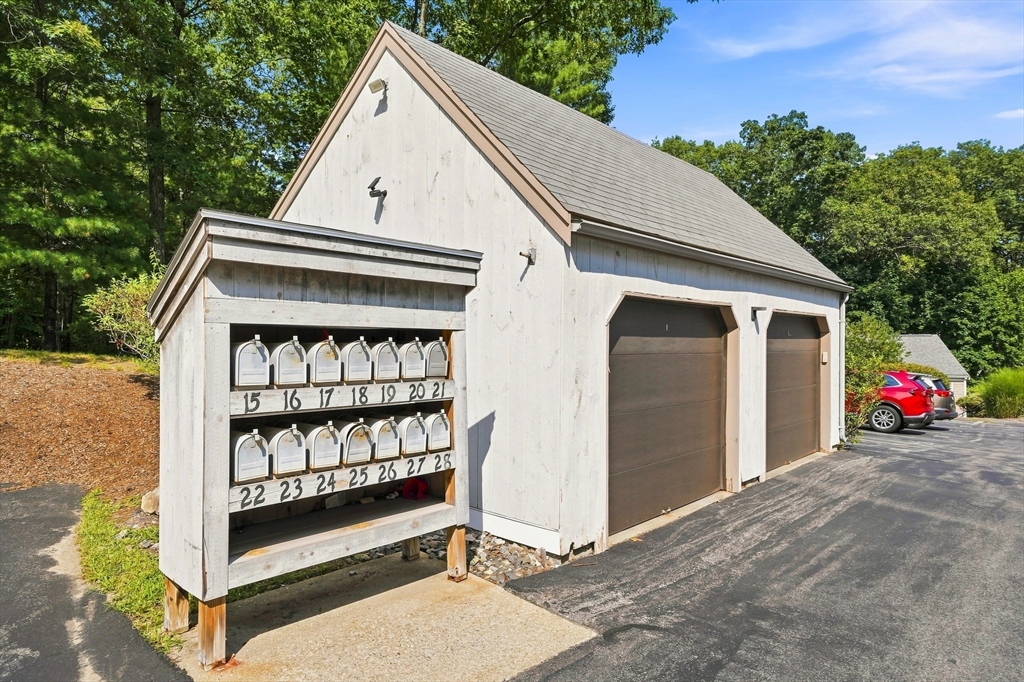 15 Fifer Ln # 15