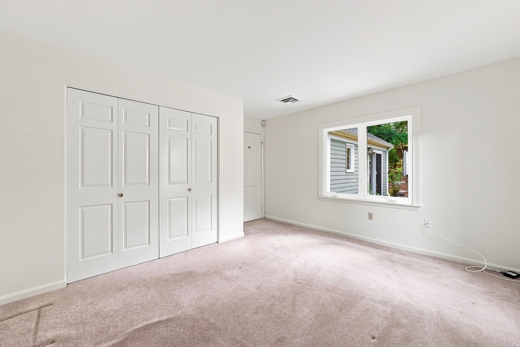 15 Fifer Ln # 15