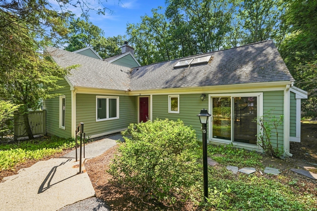 15 Fifer Ln # 15