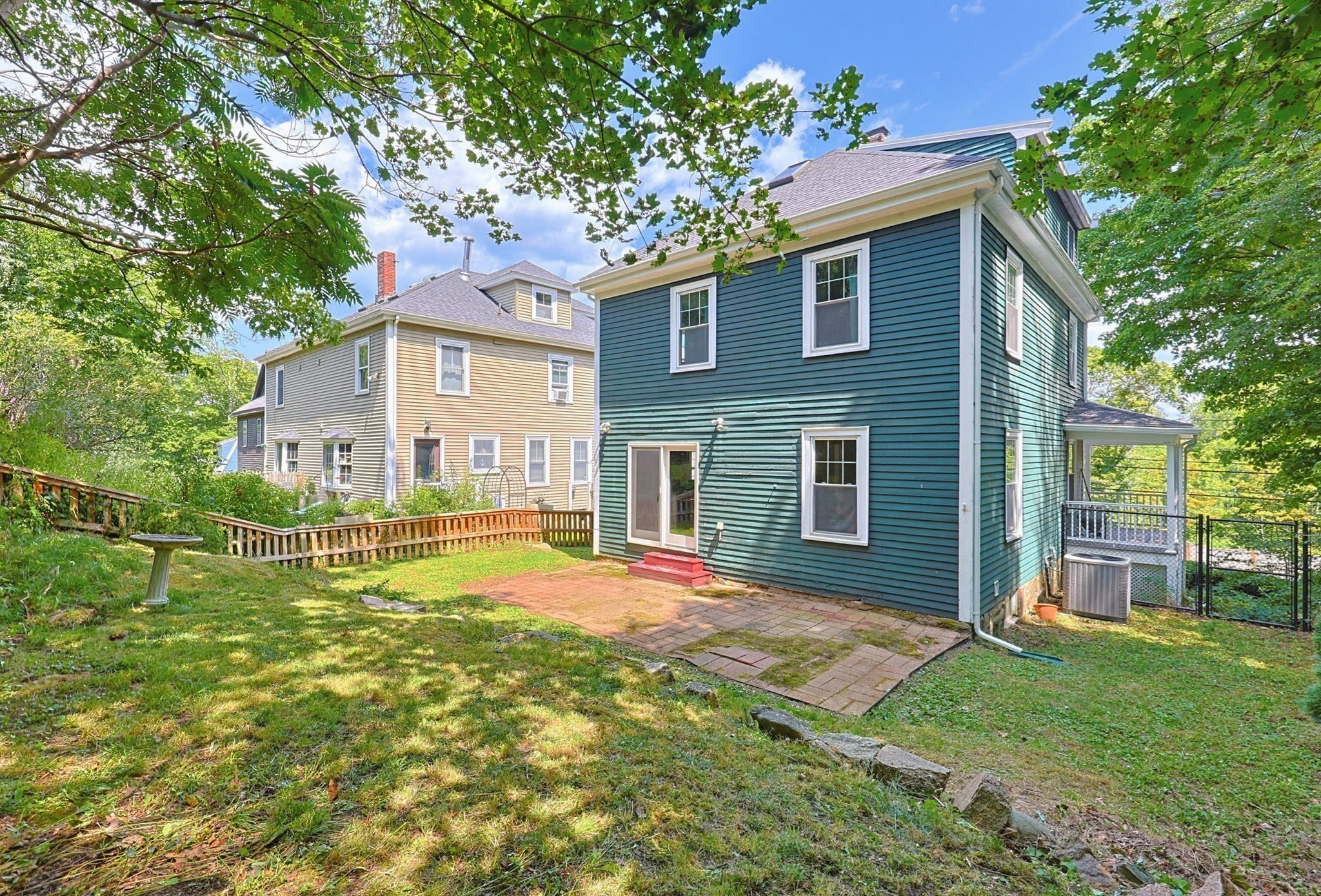 110 Essex St