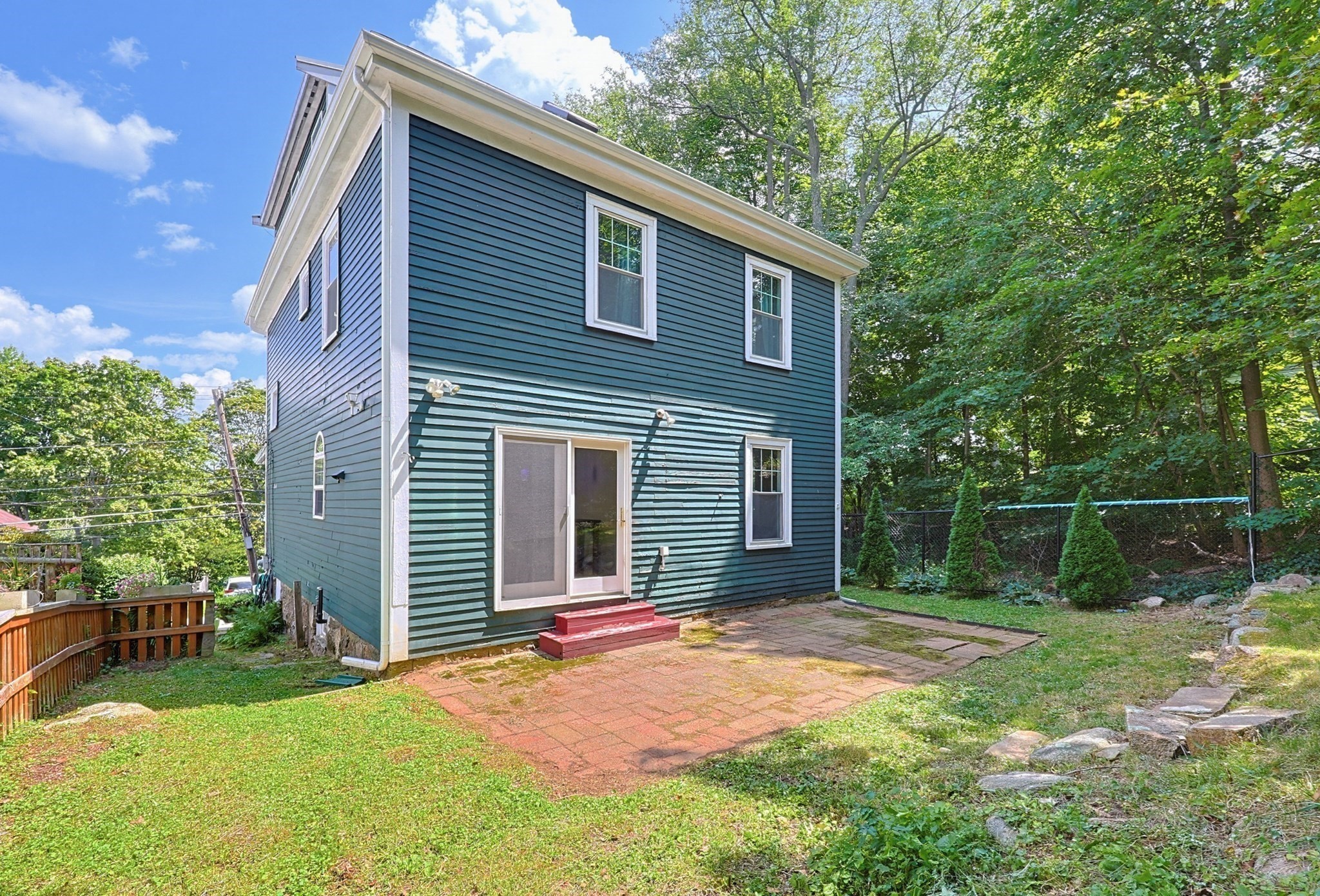 110 Essex St