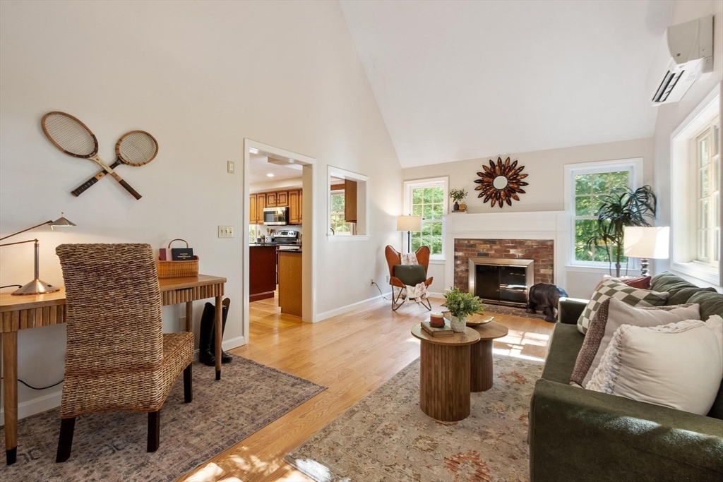 16 Abel Jones Pl