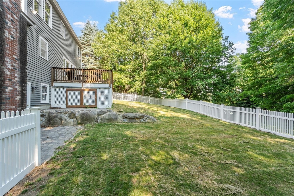 16 Abel Jones Pl