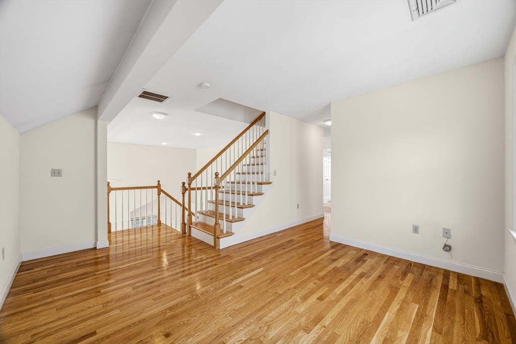 605 Middle St # 22