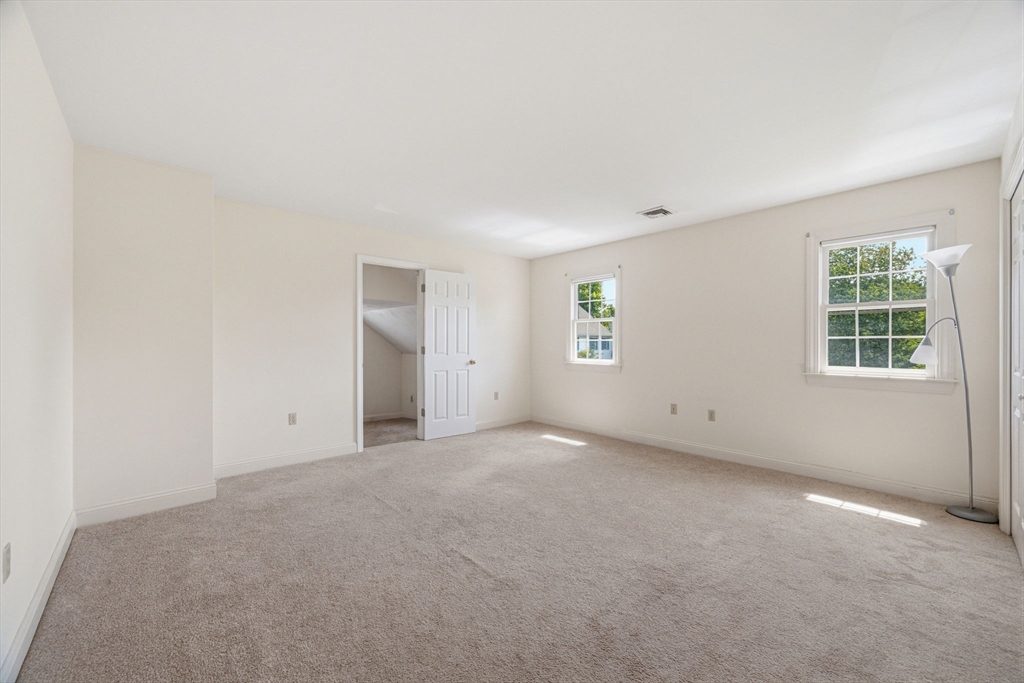 605 Middle St # 22