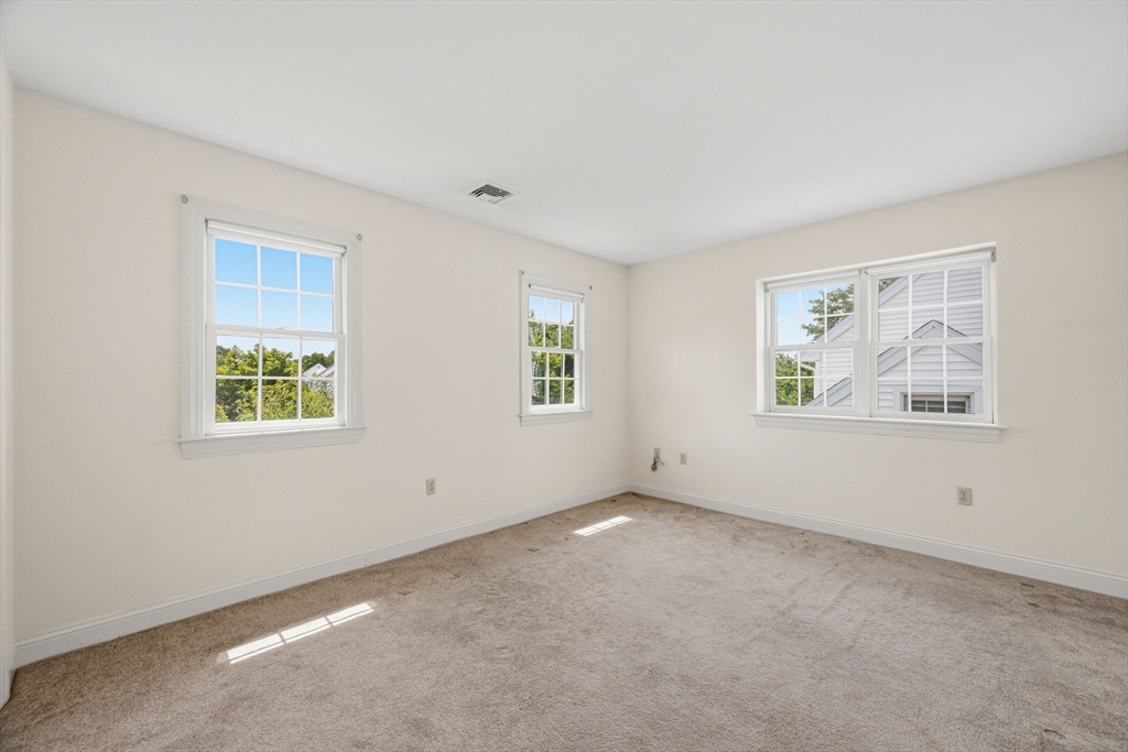 605 Middle St # 22