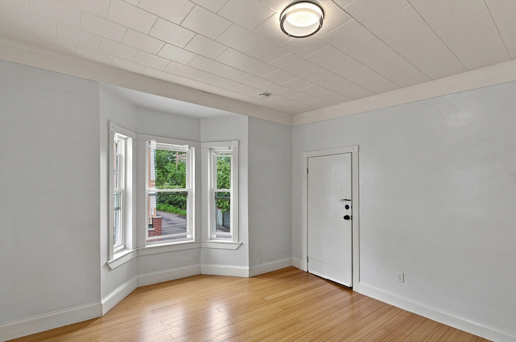 35 Franklin Ave