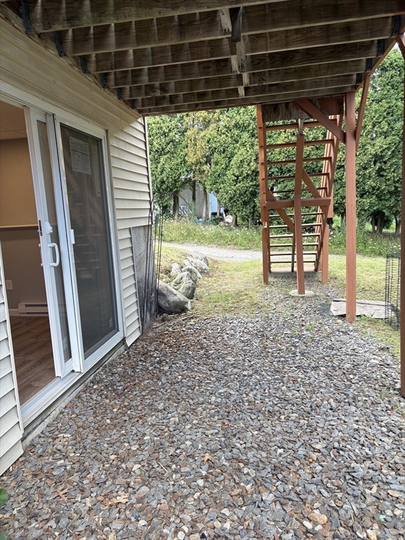 30A Mount Avenue Unit: Basement