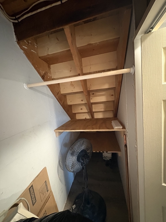 30A Mount Avenue Unit: Basement