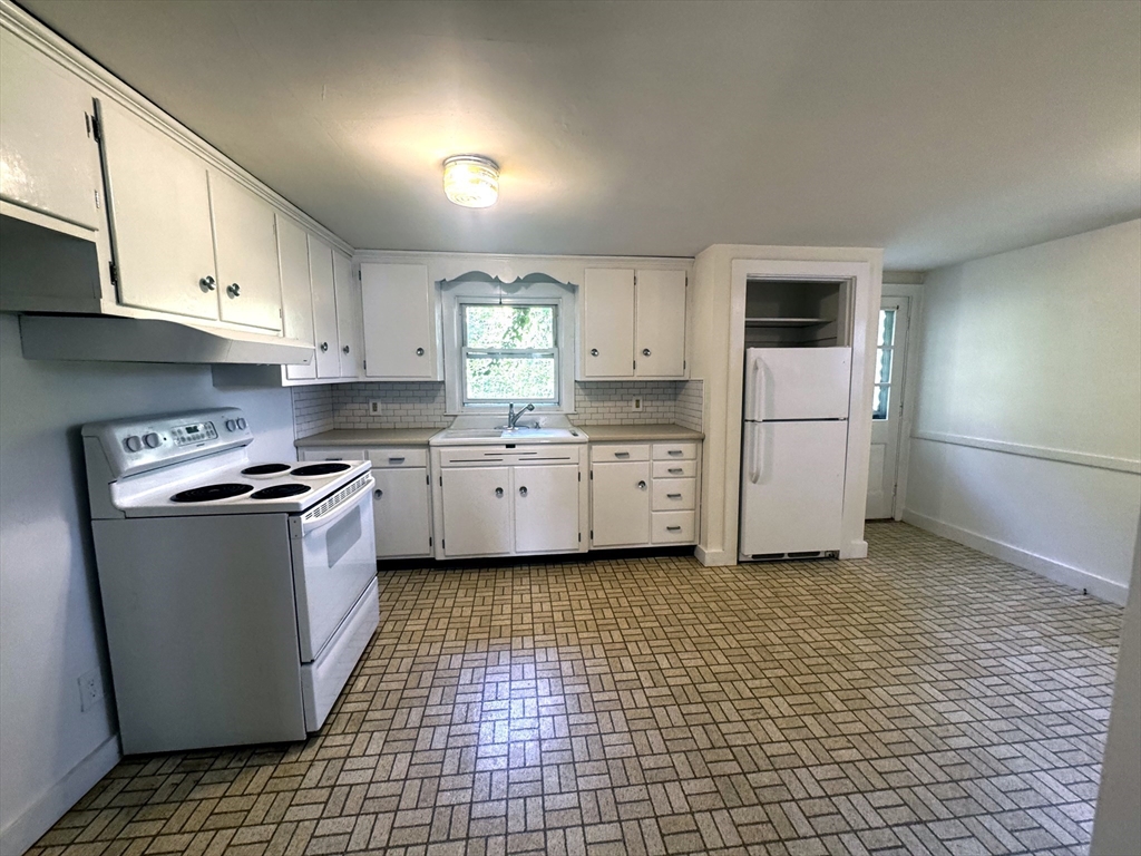 56 Spruce St # 56