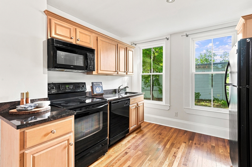 146 Lincoln Rd Unit: A