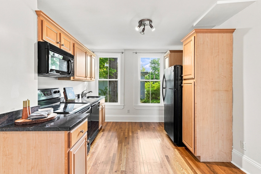 146 Lincoln Rd Unit: A