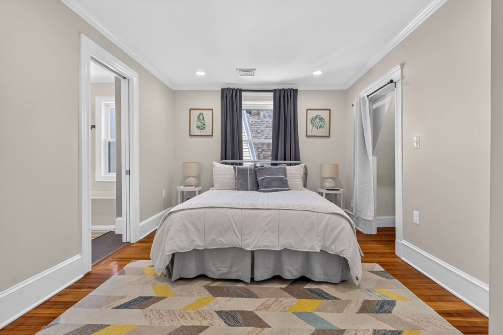 201 College Ave # 3