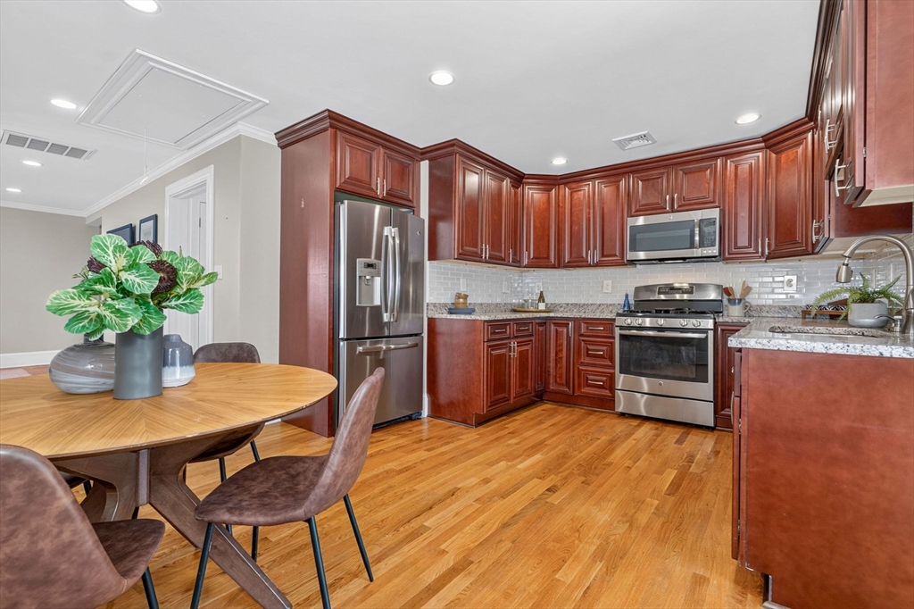 201 College Ave # 3
